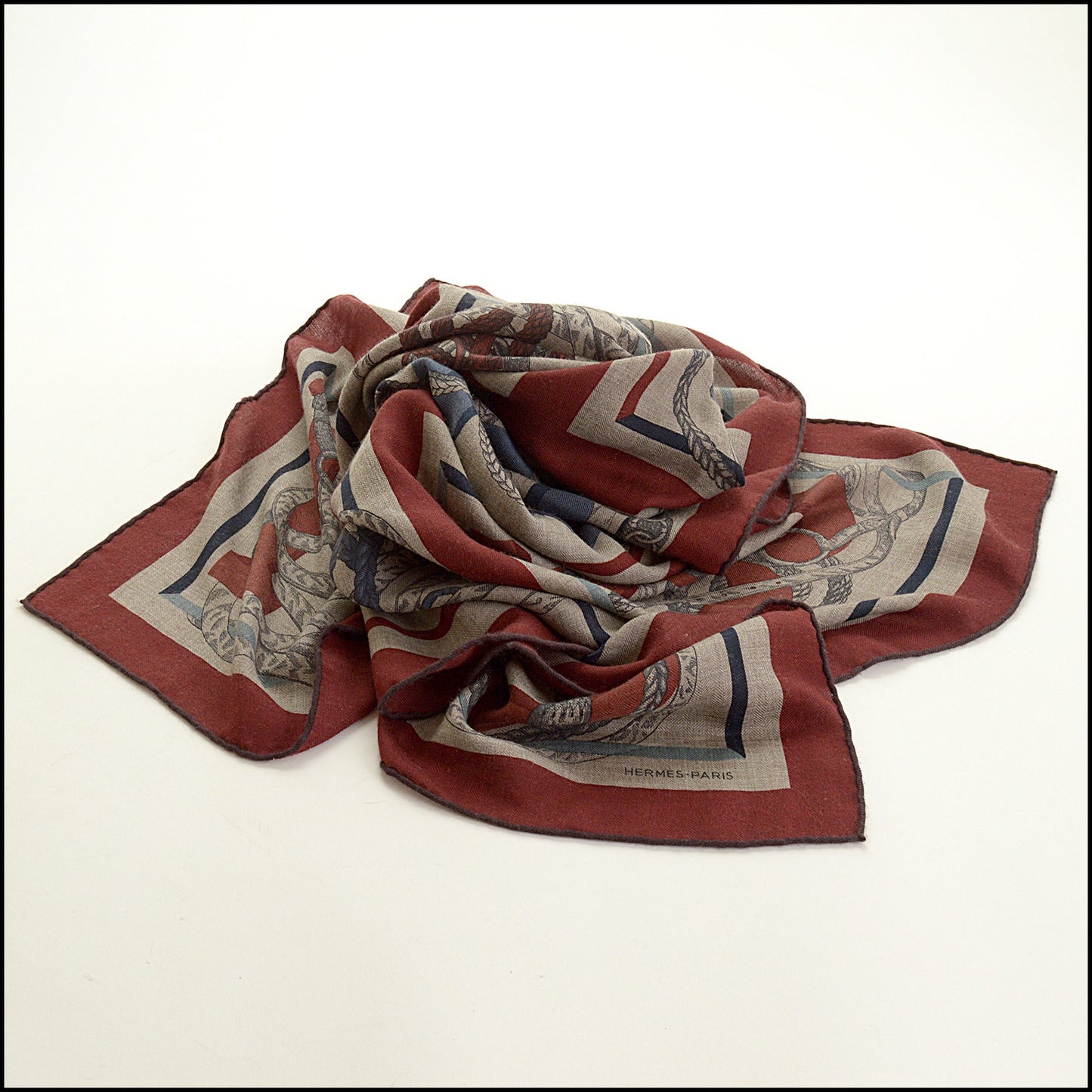 RDC15532 HERMES Rouge H/Grey "Entrelace" Silk/Cashmere Scarf 100