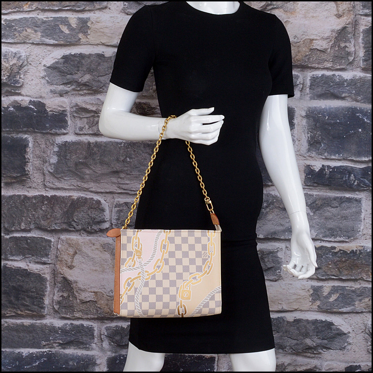 RDC15646 LOUIS VUITTON Damier Azur Nautical Toiletry Pouch On Chain