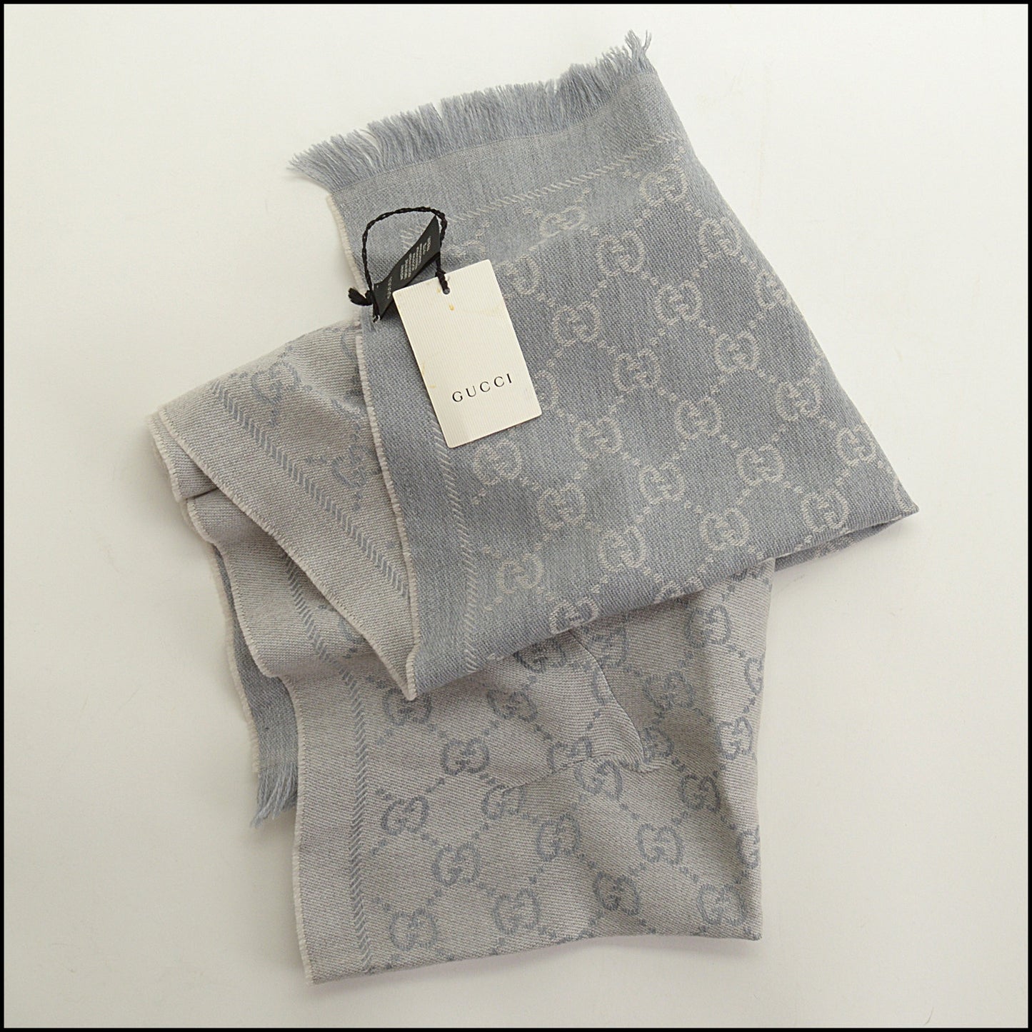 RDC15281 GUCCI '18 Light Grey GG Supreme Jacquard Wool Scarf