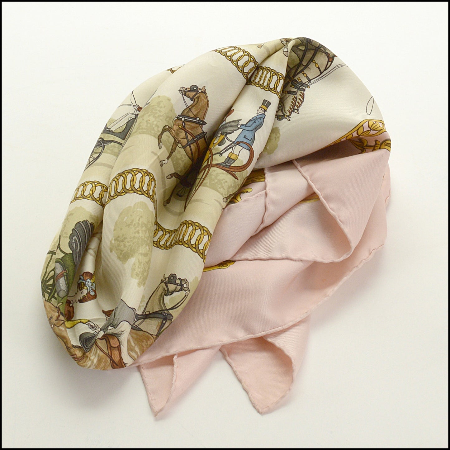 RDC15094 HERMES Vintage Pink/White "La Promenade de Longchamp" 90 Silk Scarf