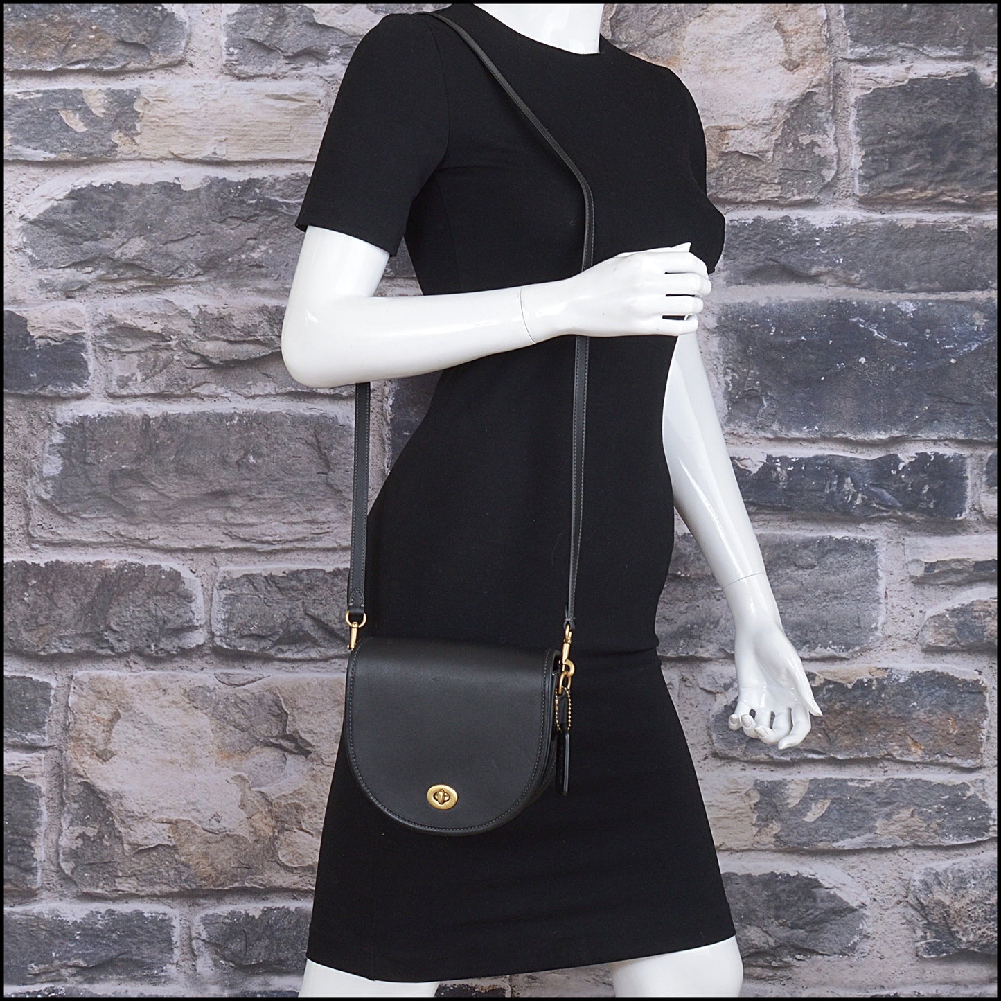 RDC15450 COACH Black Glove Tanned Leather Turn Lock Mini Saddle Bag