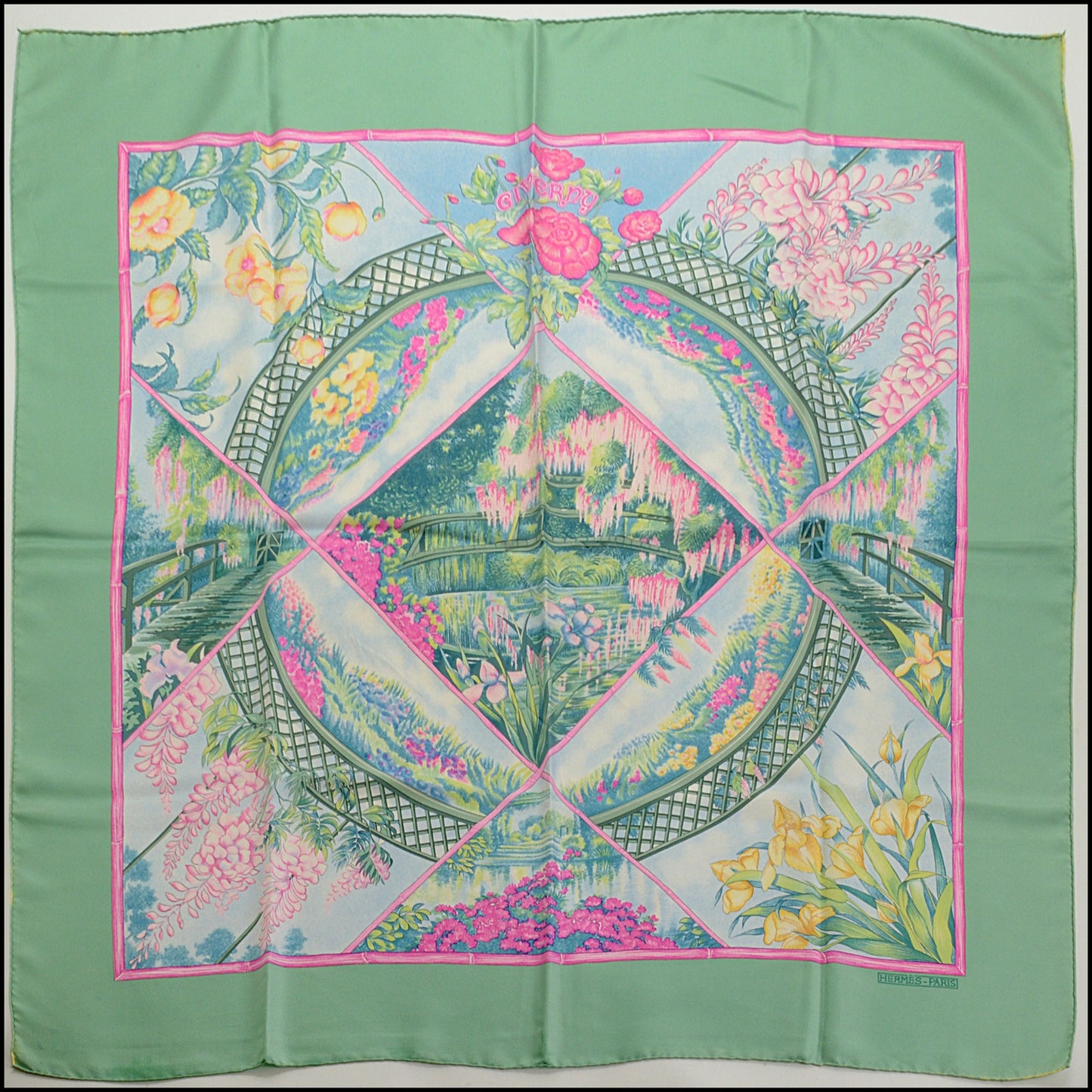 RDC15096 HERMES Vintage Green/Pink "Giverny" 90 Silk Scarf