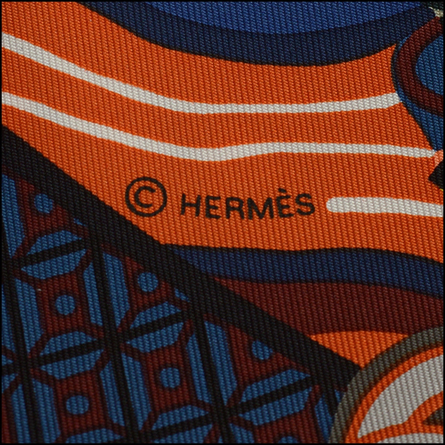 RDC14896 HERMES Bleu Moyen/Multi "Duo Cosmique" 90 Silk Scarf