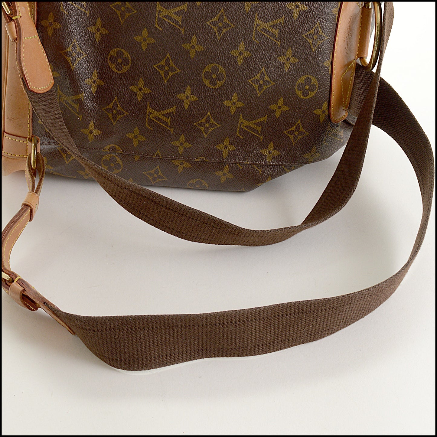 RDC15563 LOUIS VUITTON 2003 Brown LV Monogram Canvas Moutsouris MM Backpack