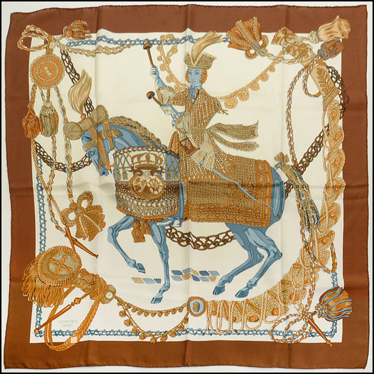 RDC15093 HERMES Brown/Cream "Le Timbalier" 90 Silk Scarf
