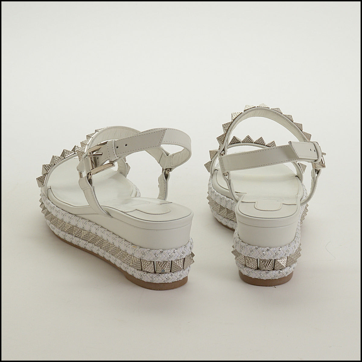RDC15655 CHRISTIAN LOUBOUTIN White Leather Silver Studs Pyraclou Wedge Sandals Size 37