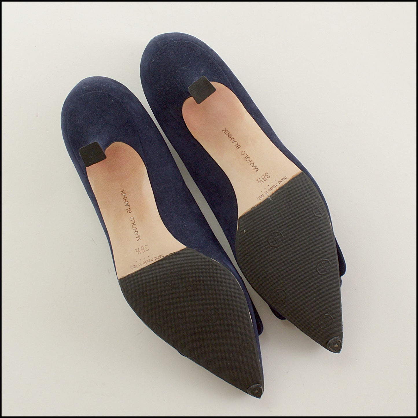 RDC15529 MANOLO BLAHNIK Navy Blue Suede Maysale Buckle 50mm Heel Pumps Size 38.5