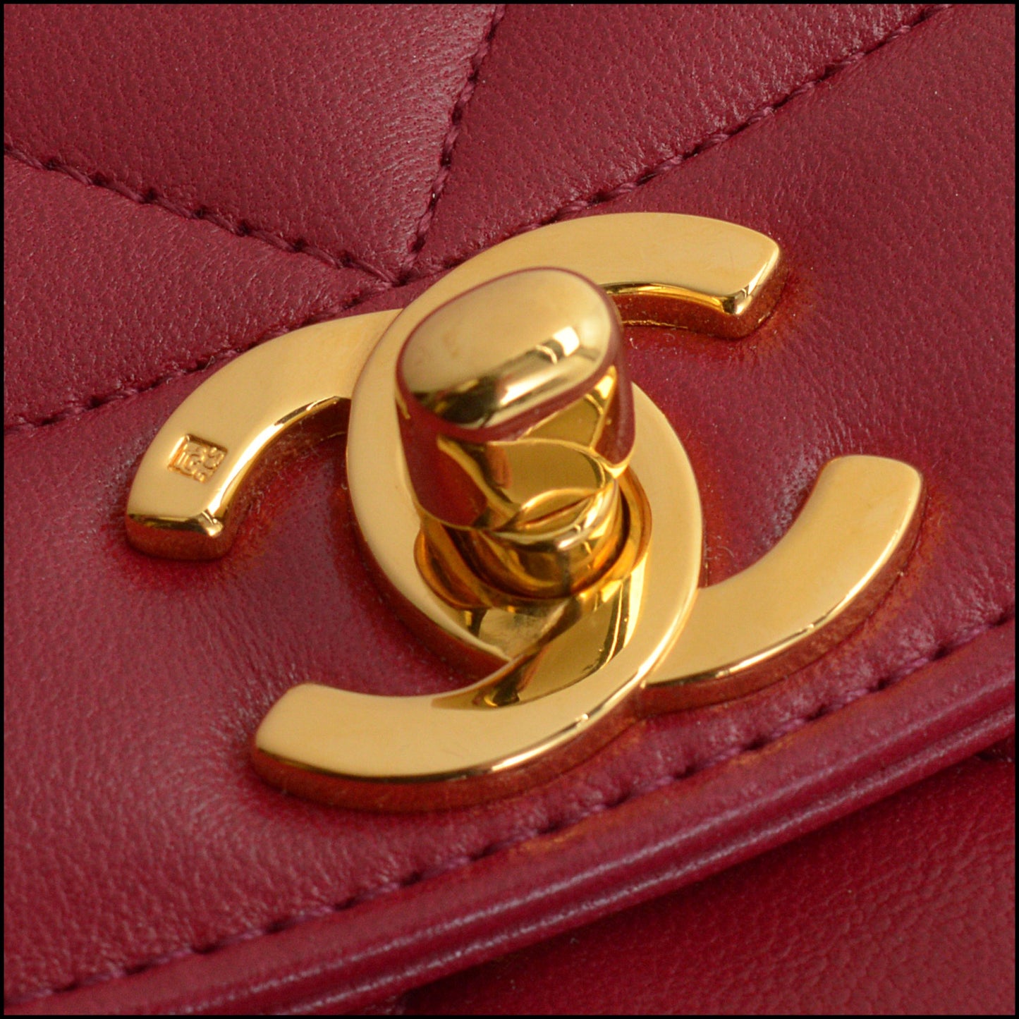 RDC14839 CHANEL Berry Diana Flap Bag '89-91