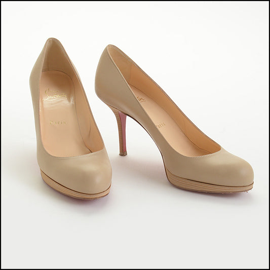RDC14666 CHRISTIAN LOUBOUTIN Beige Leather Round Toe Stacked Leather High Heel Pumps Size 39