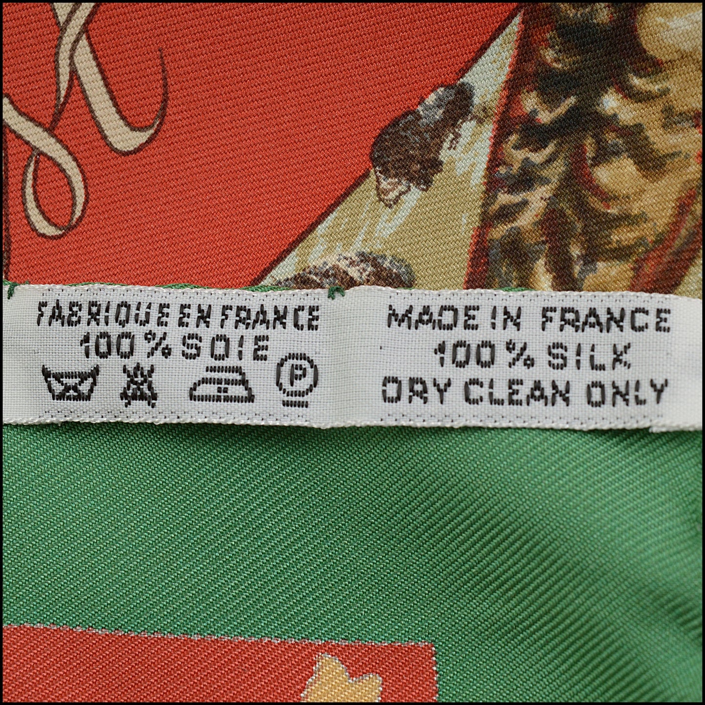 RDC15598 HERMES Vintage Green Multi "Plumes de L'Ouest" Cheyennes 90 Silk Scarf Kermit Oliver