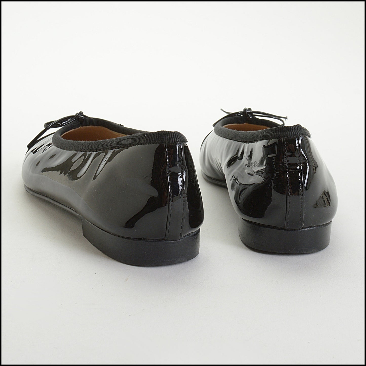 RDC14611 CHANEL Black Patent Leather Ballet Flats Size 39