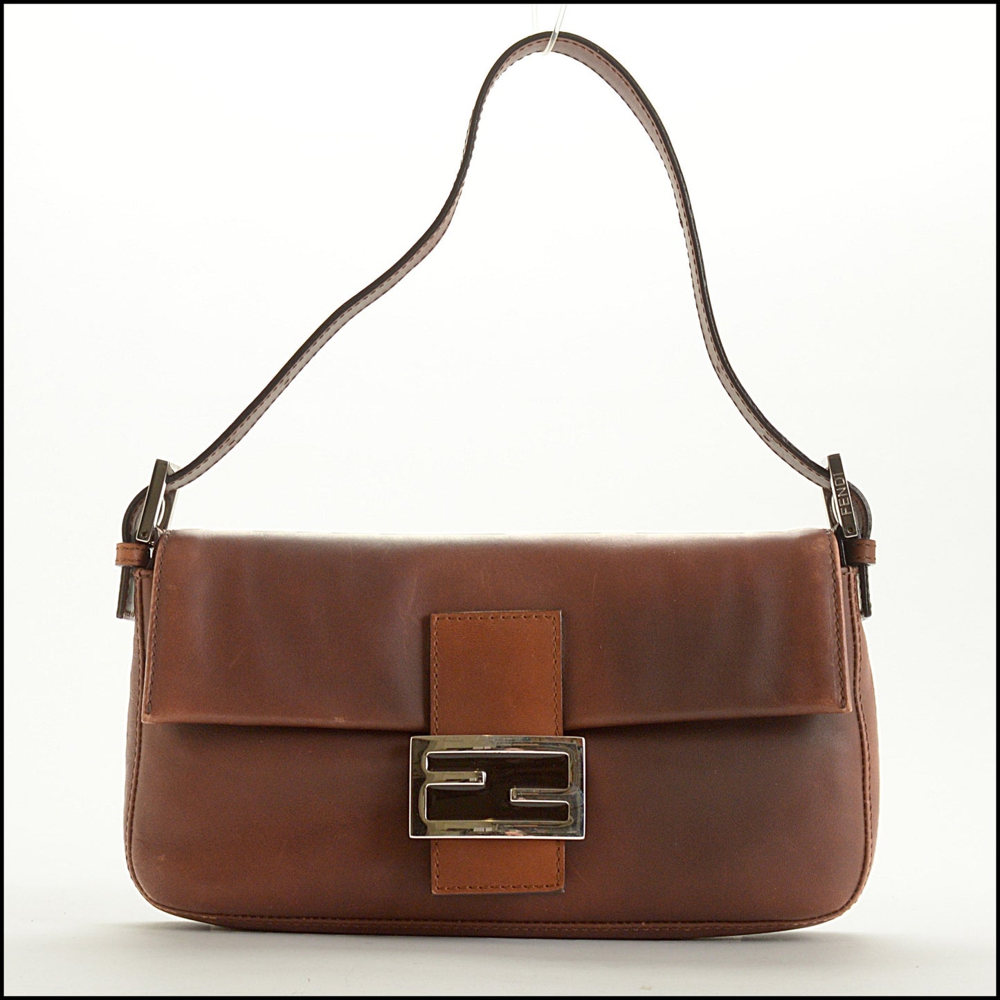 RDC15510 FENDI Vintage Brown Leather Baguette Bag