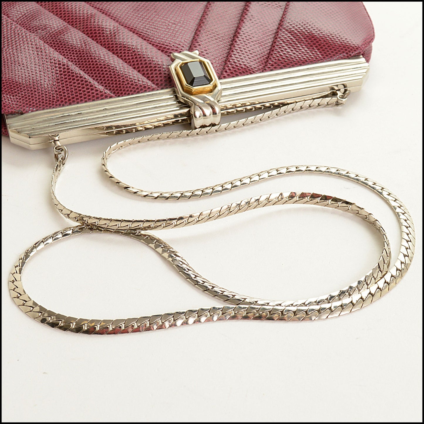 RDC15586 JUDITH LEIBER Berry Red Karung Onyx Evening Bag
