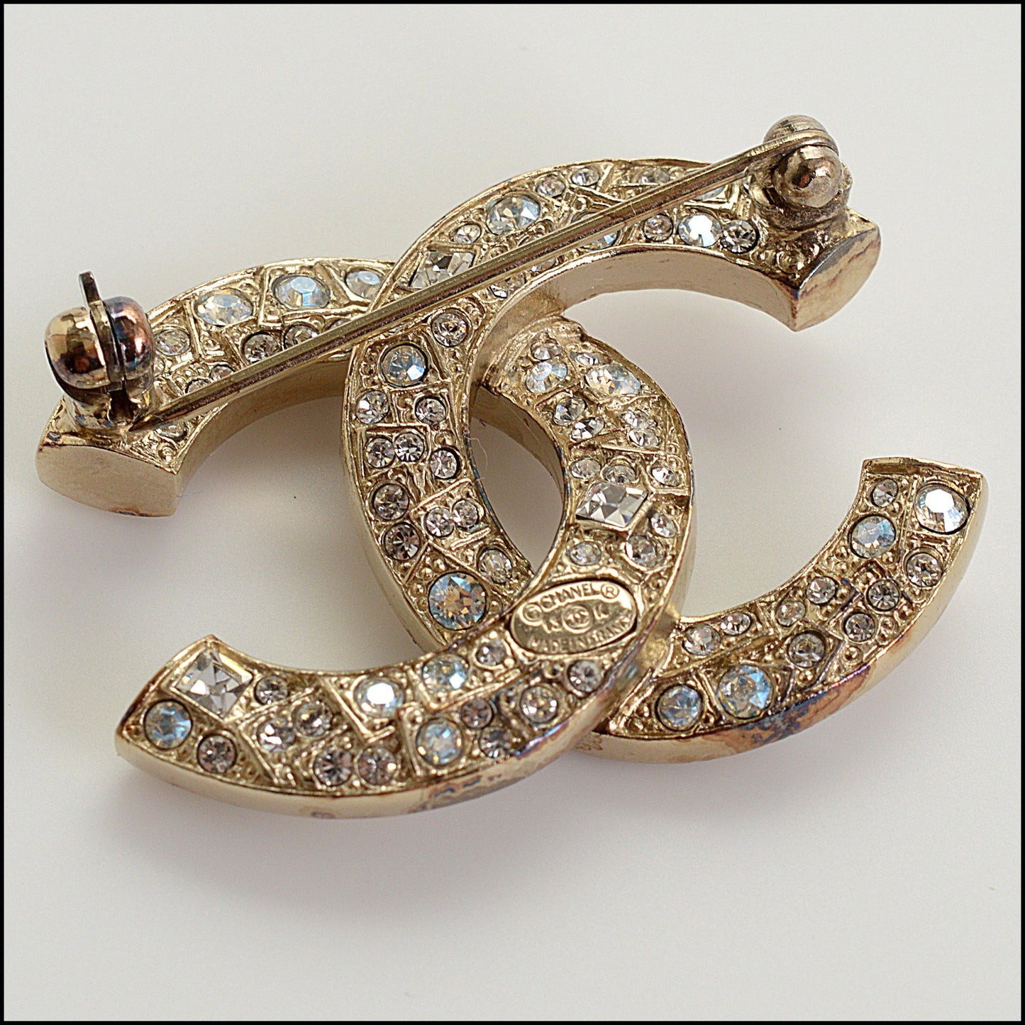 RDC15012 CHANEL '13 Crystal CC Logo Brooch Pin