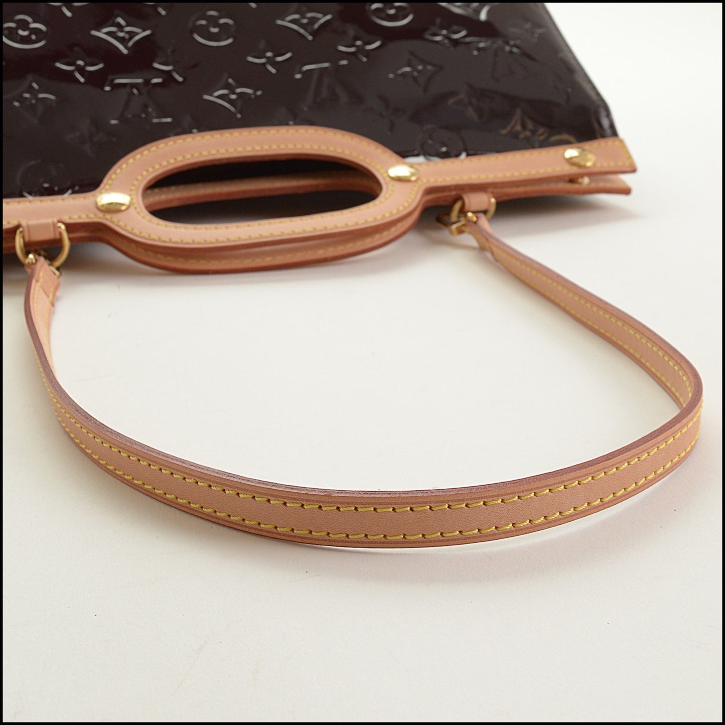 RDC15520 LOUIS VUITTON 2007 Amarante Vernis Monogram Roxbury Drive Handbag