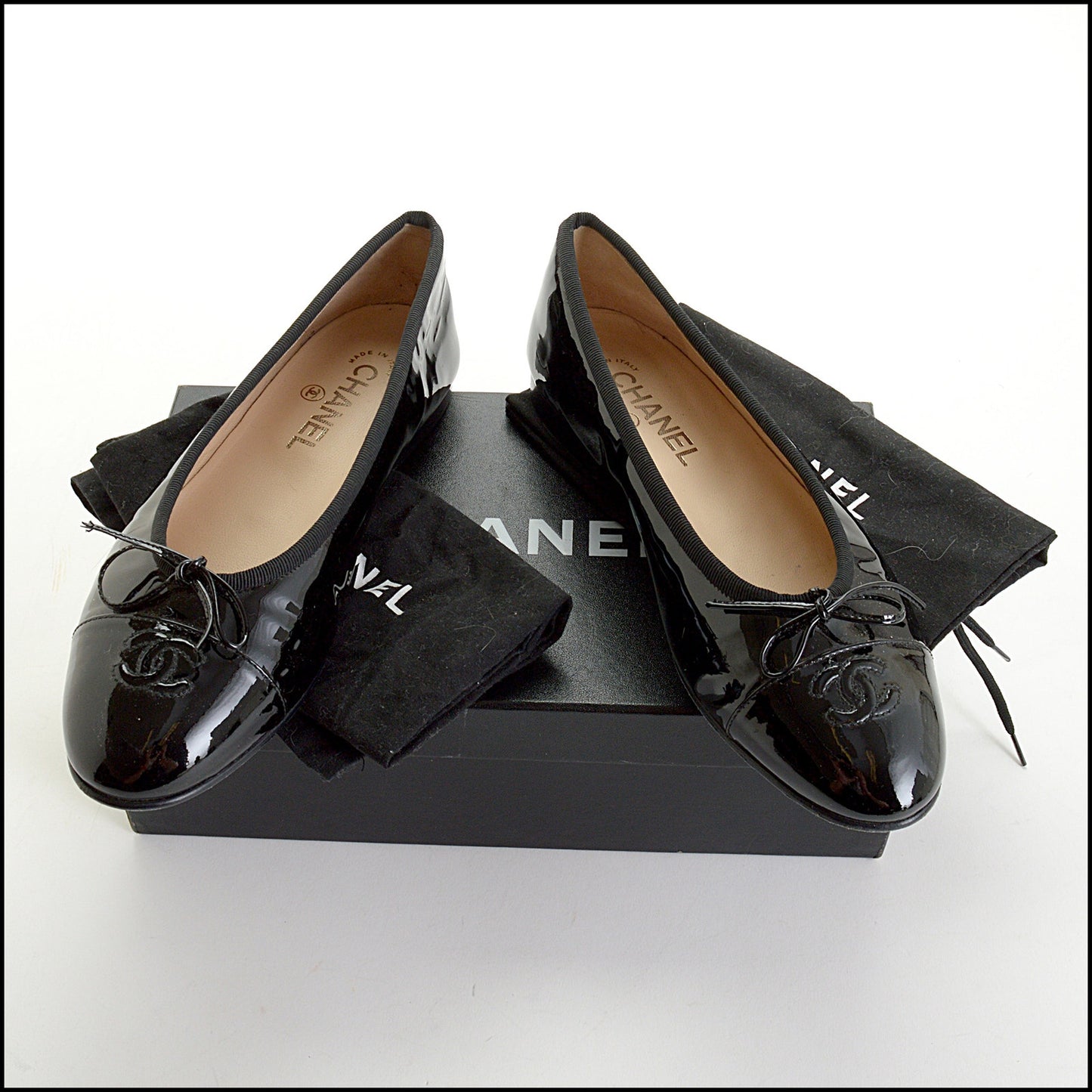 RDC14611 CHANEL Black Patent Leather Ballet Flats Size 39