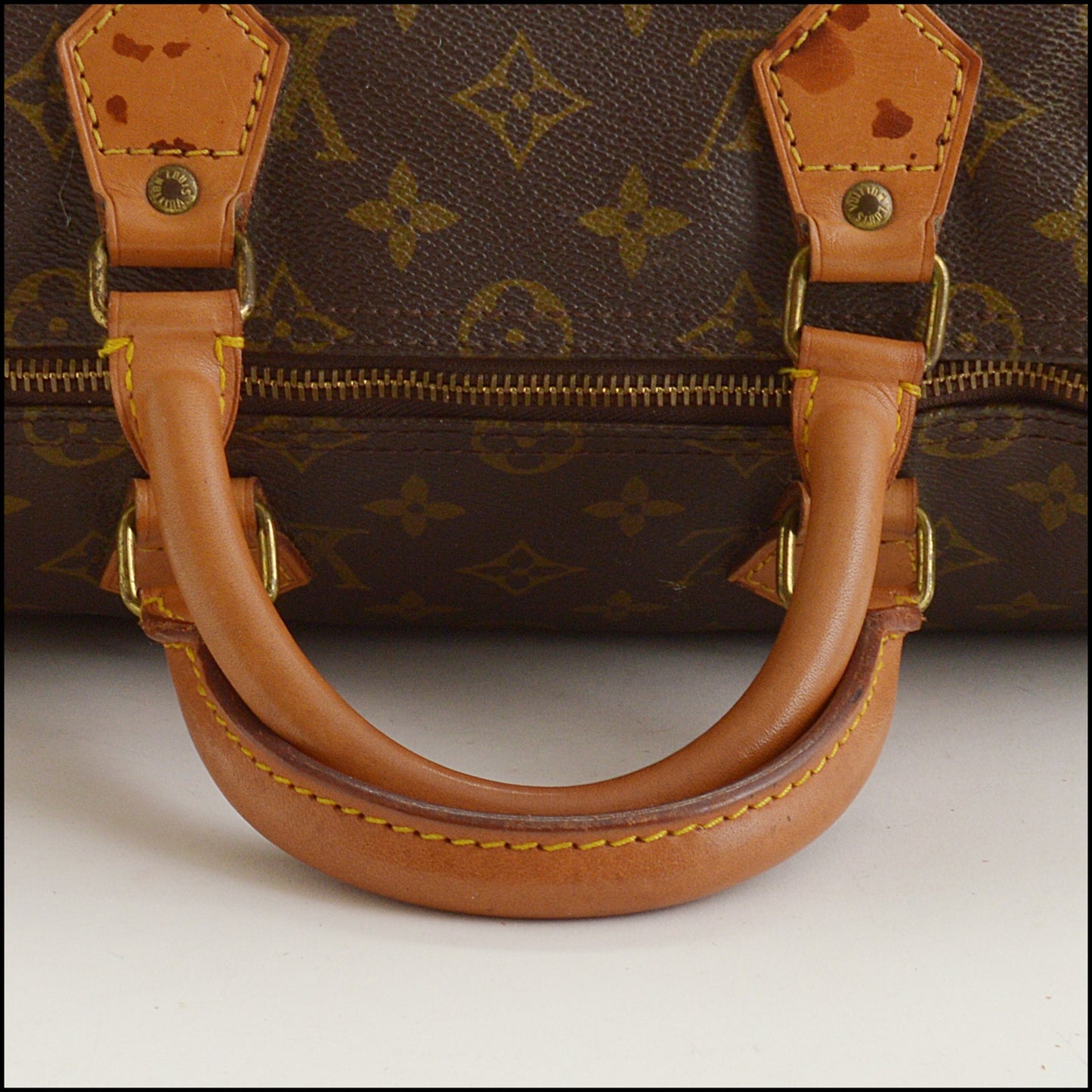 RDC15330 LOUIS VUITTON '01 Brown Vintage LV Monogram Canvas Speedy 35