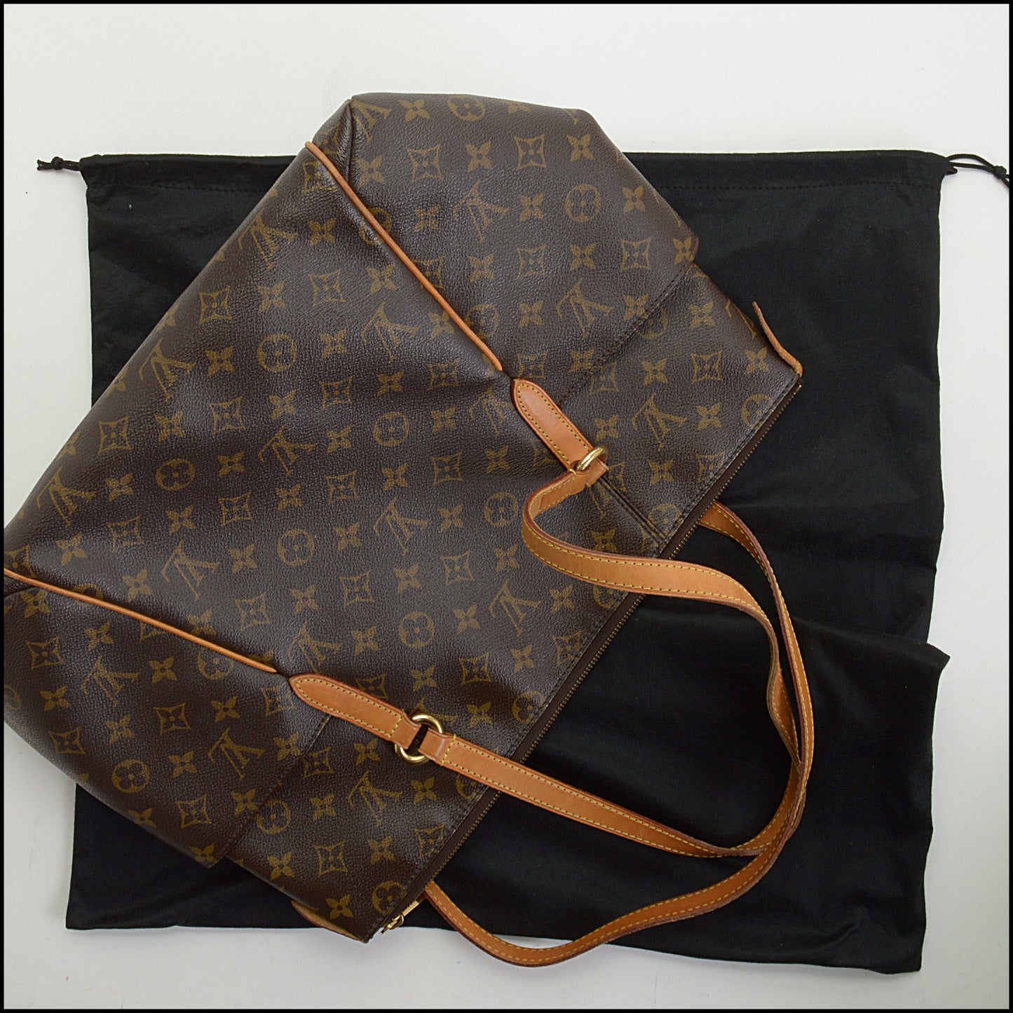 RDC14414 LOUIS VUITTON Vintage '10 LV Monogram Canvas Totally MM Bag