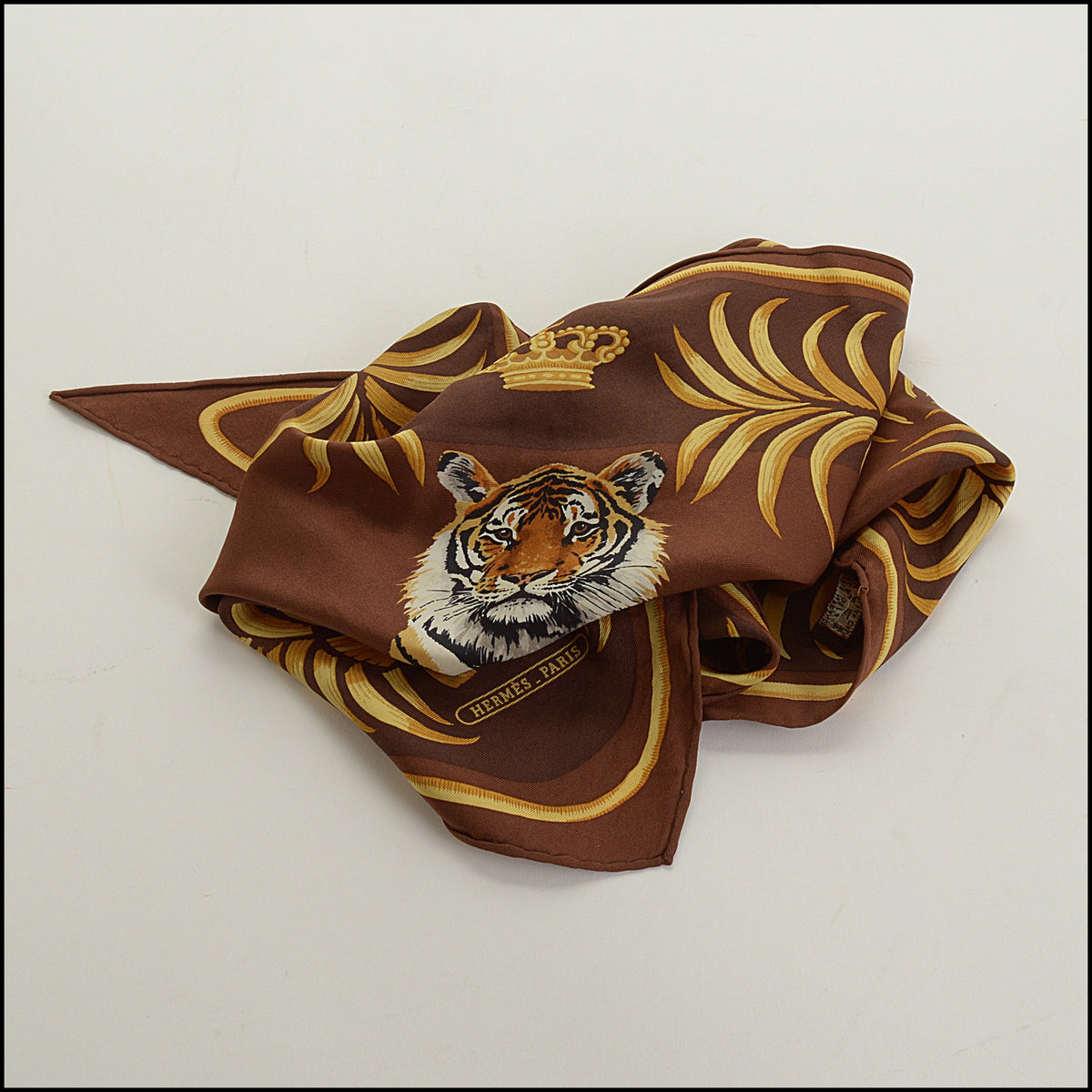 RDC15677 HERMES Brown/Gold Tiger Royal Silk Triangle Scarf