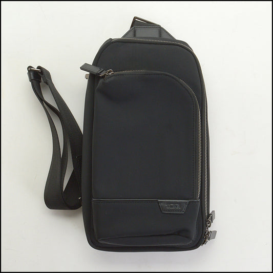 RDC14909 TUMI Black Nylon Gregory Sling Bag