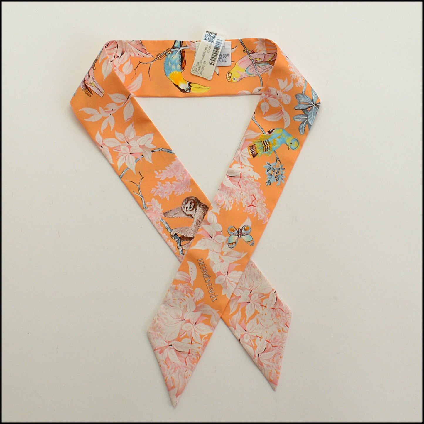 RDC15241 HERMES Abricot Equator Twilly Silk Scarf