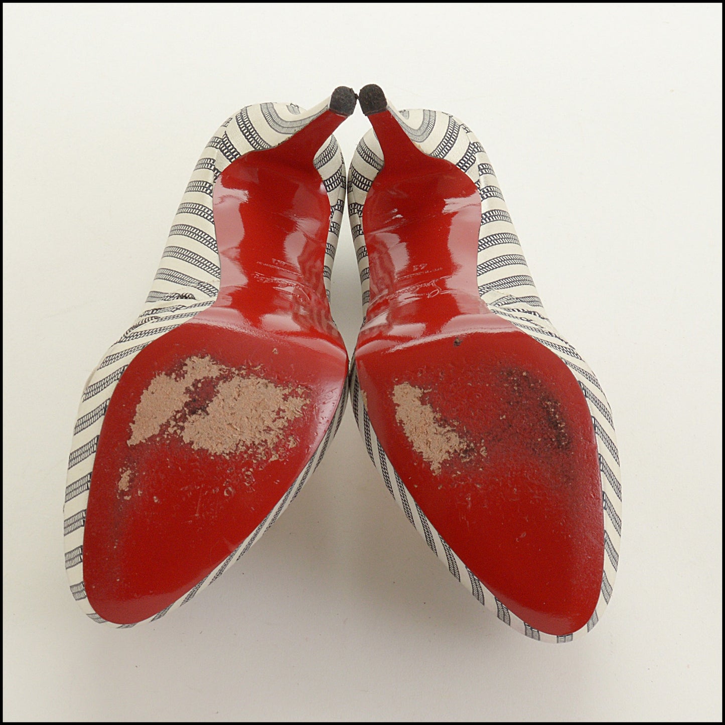 RDC15538 CHRISTIAN LOUBOUTIN Black/White Damas Greissimo Peeptoe Pump Size 41