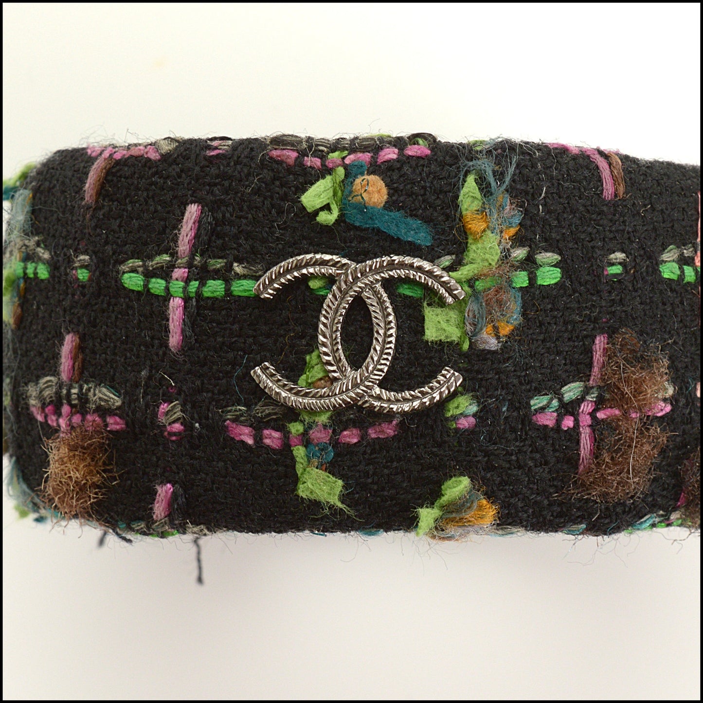 RDC15376 CHANEL '13 Black Tweed Interlocking CC Wide Bangle Size Medium