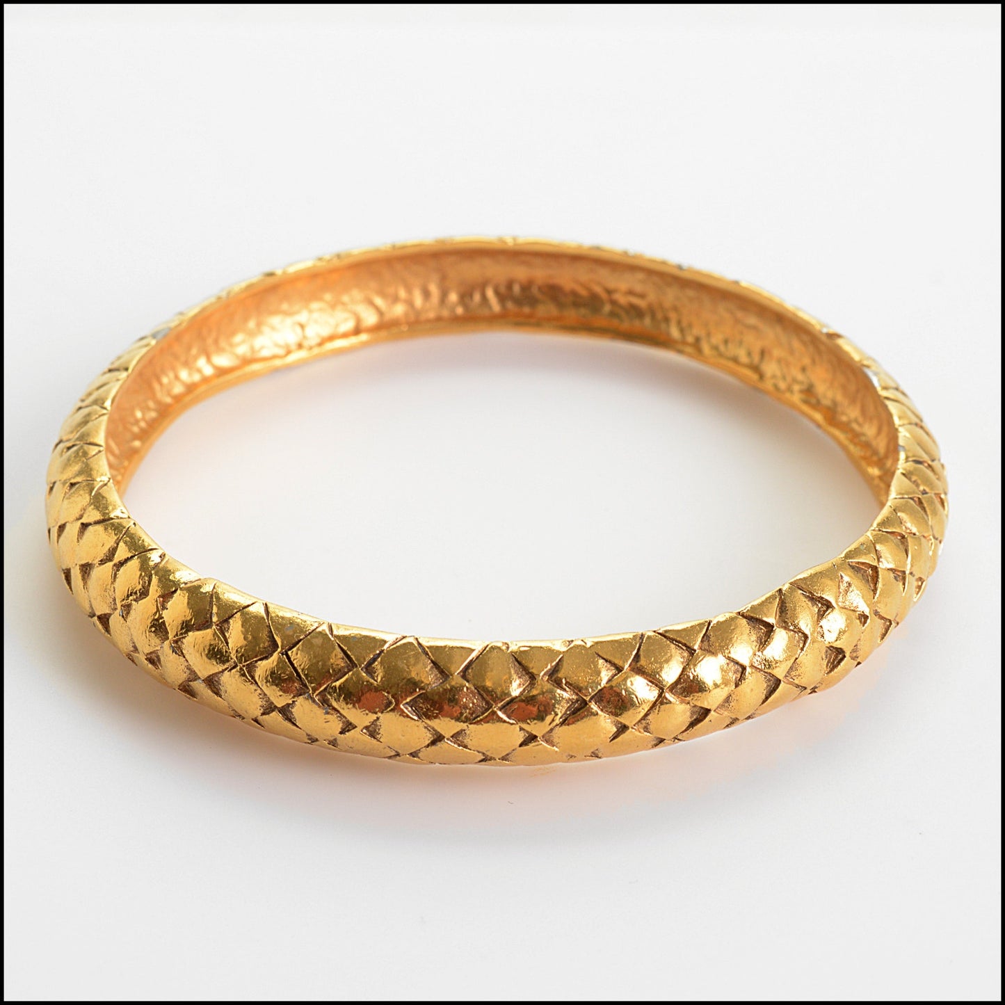 RDC14271 Authentic CHANEL Vintage Golden Woven CC Bangle Bracelet