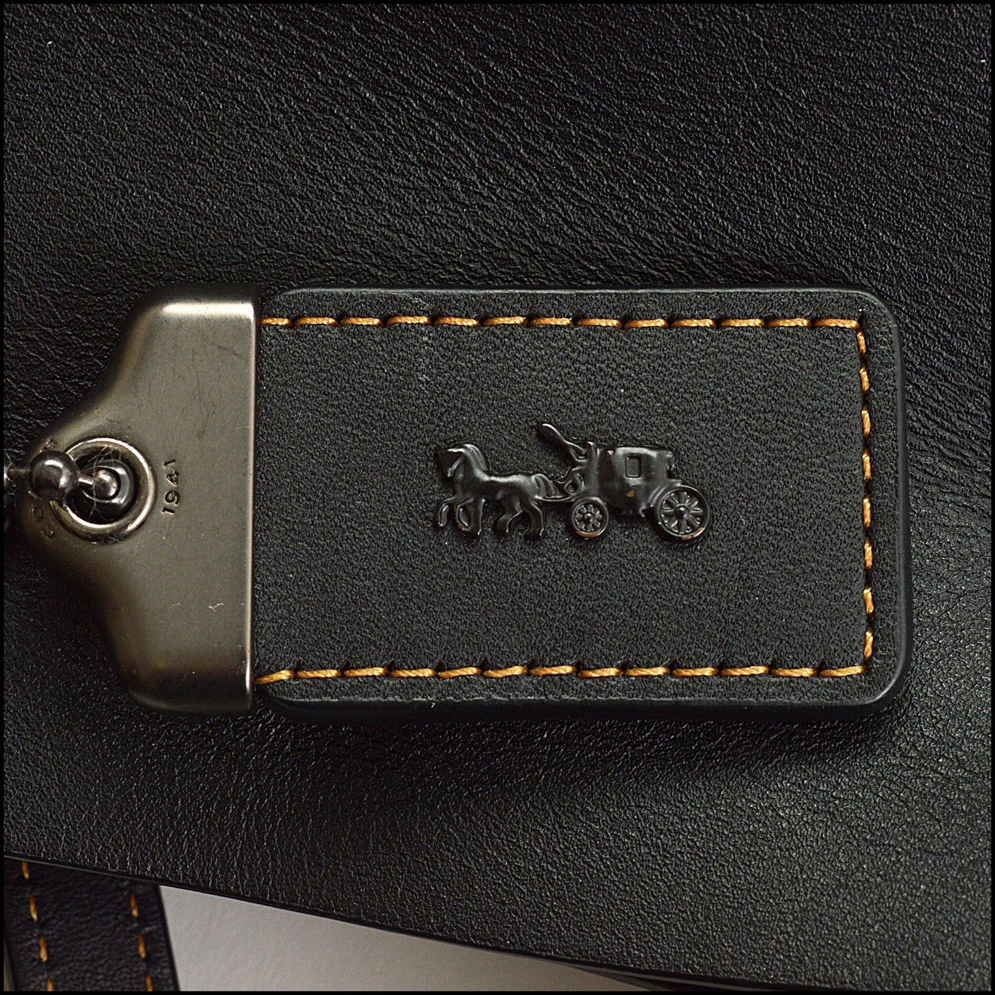 RDC15404 COACH Black Glovetanned Leather Rogue Bag 35