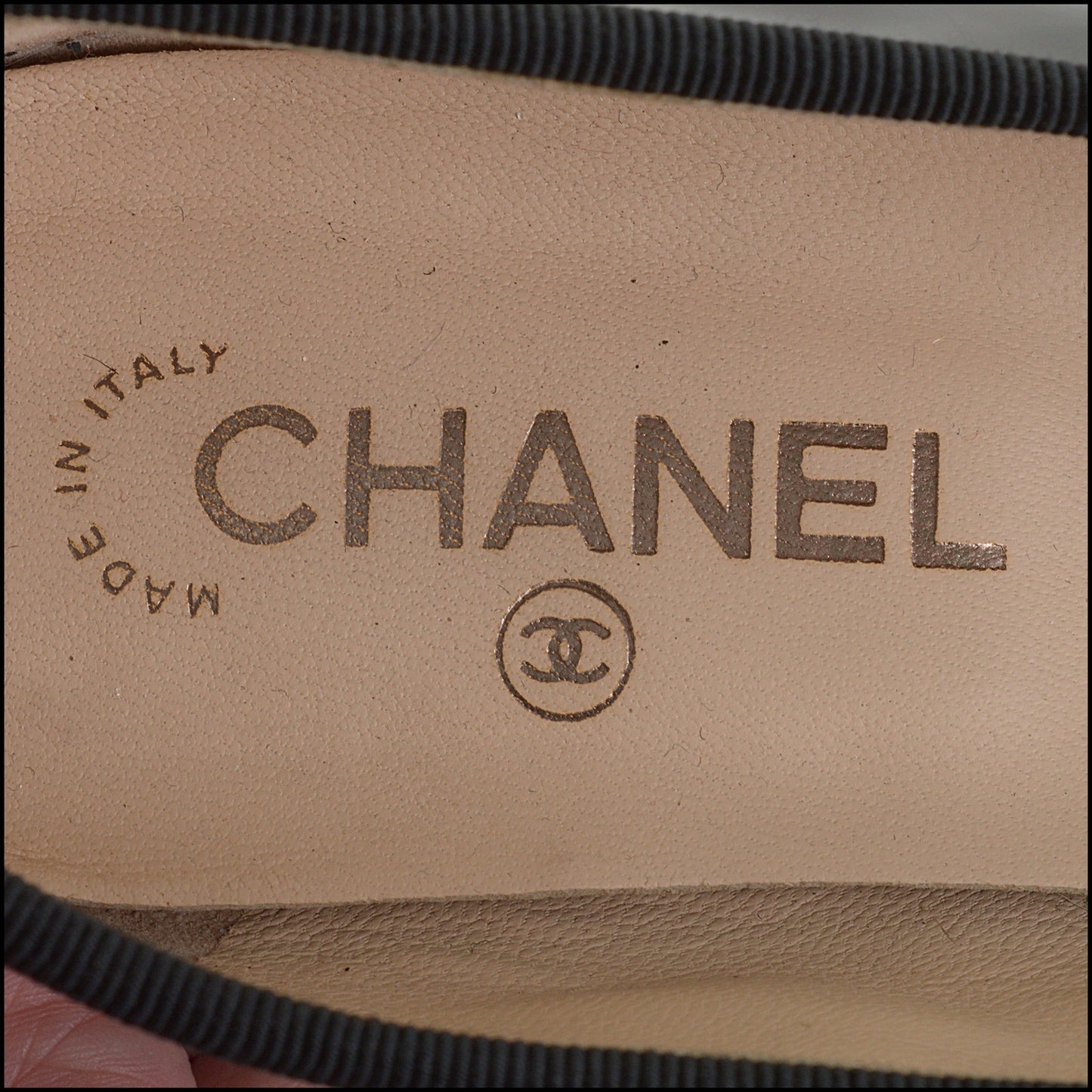 RDC14611 CHANEL Black Patent Leather Ballet Flats Size 39