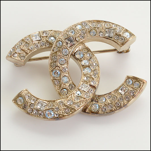 RDC15012 CHANEL '13 Crystal CC Logo Brooch Pin