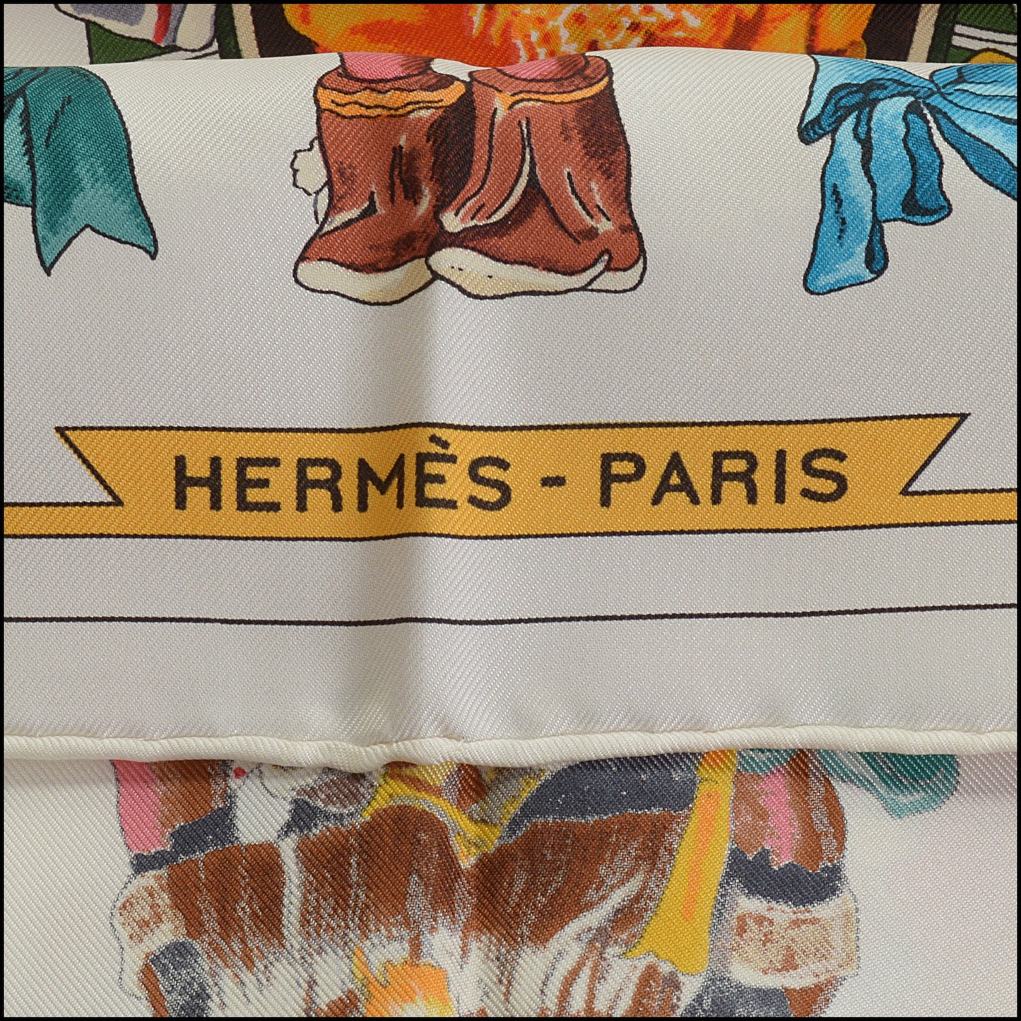 RDC14892 HERMES Vintage White/Multi "Kachinas" 90cm Scarf Kermit Oliver