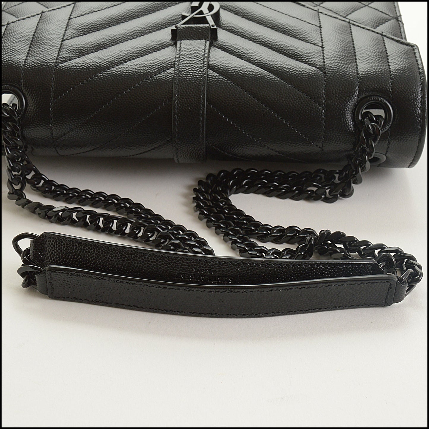 RDC15411 SAINT LAURENT Black Grain de Poudre Quilted Envelope Bag Medium