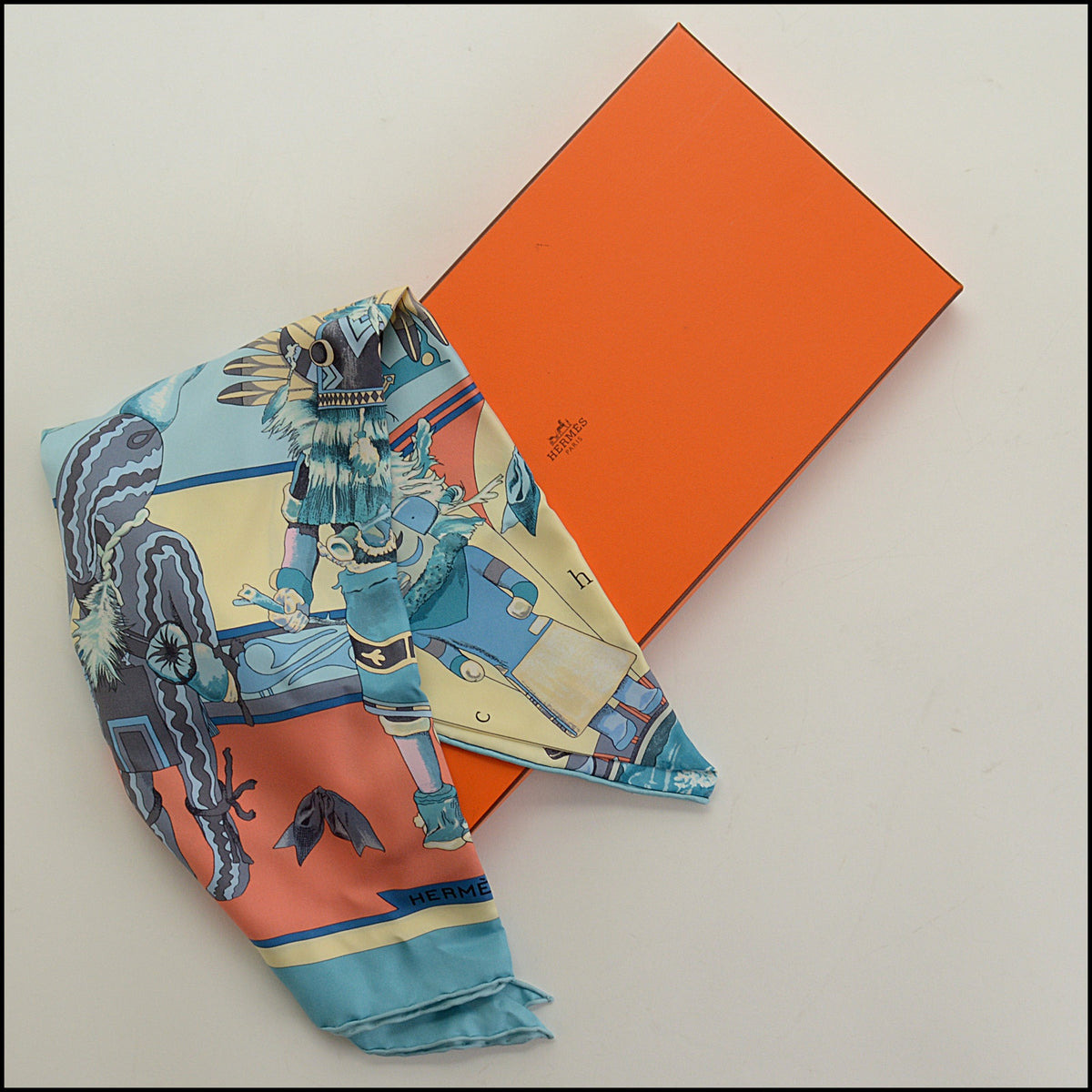 RDC15689 HERMES Blue/Coral "Kachinas'' Gaint Triangle Silk Scarf Kermit Oliver