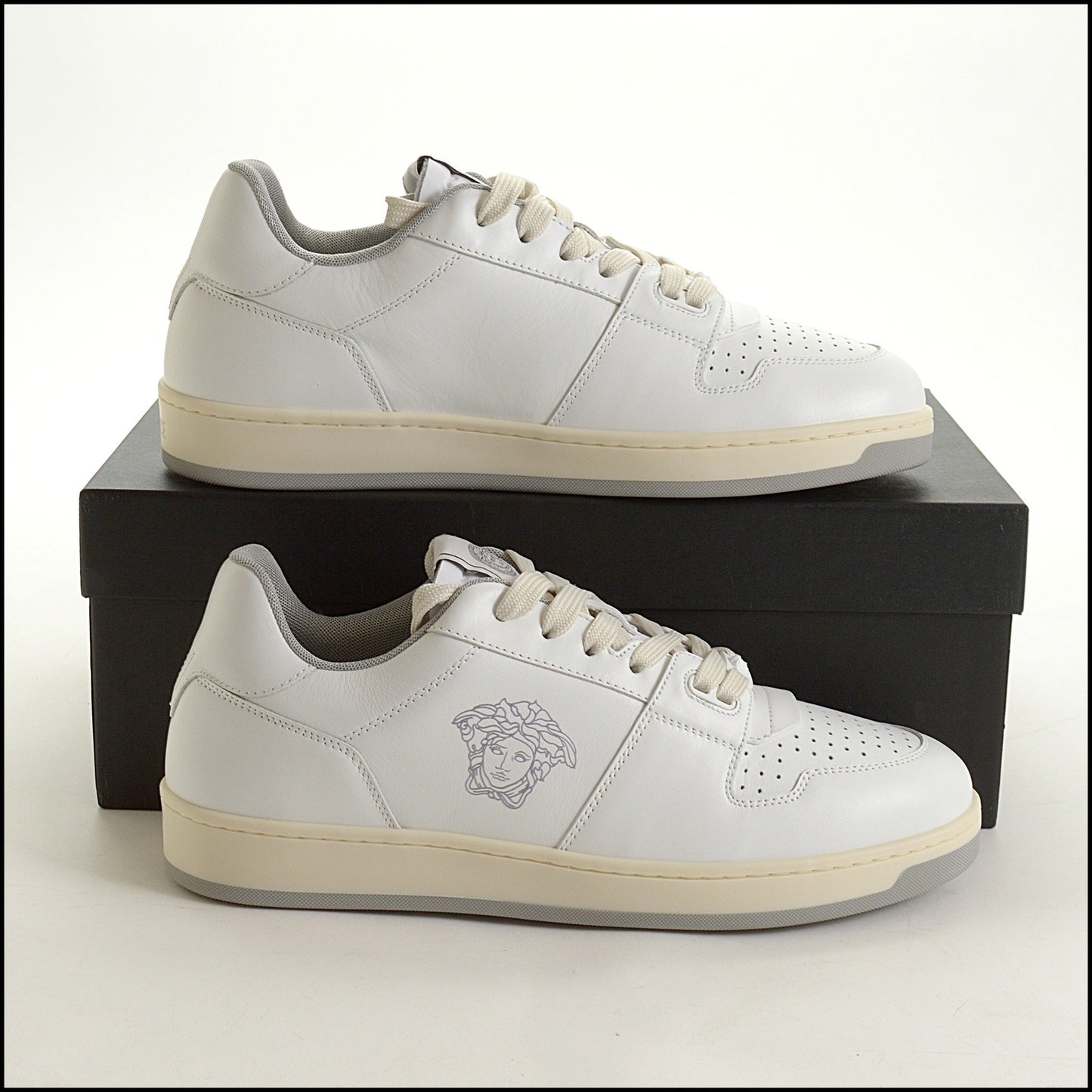 RDC15146 VERSACE Men's White Leather Medusa Sneaker Size 42 / 9