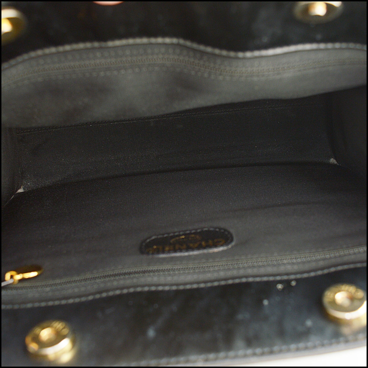 RDC15132 CHANEL '97-99 Black Patent Leather Tote Bag