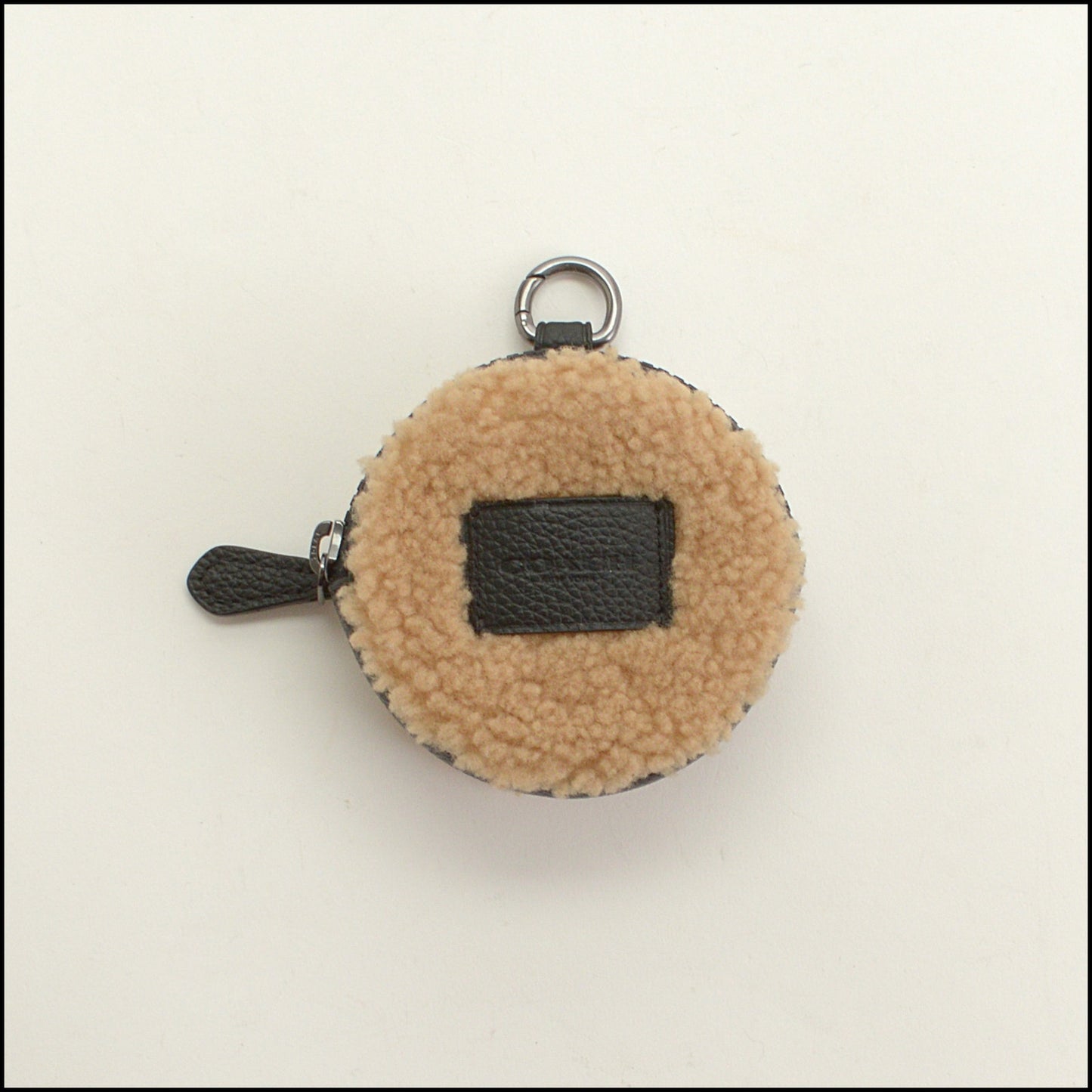 RDC15297 COACH Light Camel Shearling Round Coin or Airpods Case