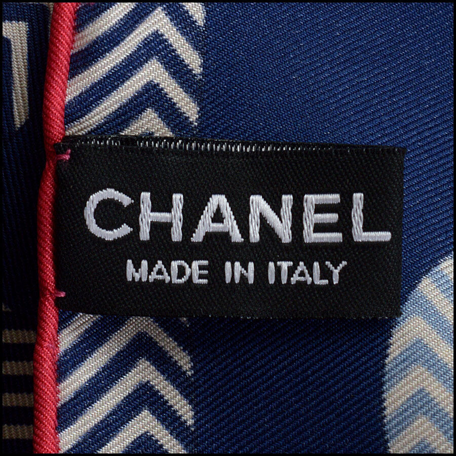 RDC12677 Authentic Chanel Navy/Ivory CC Logo 90cm Silk Scarf