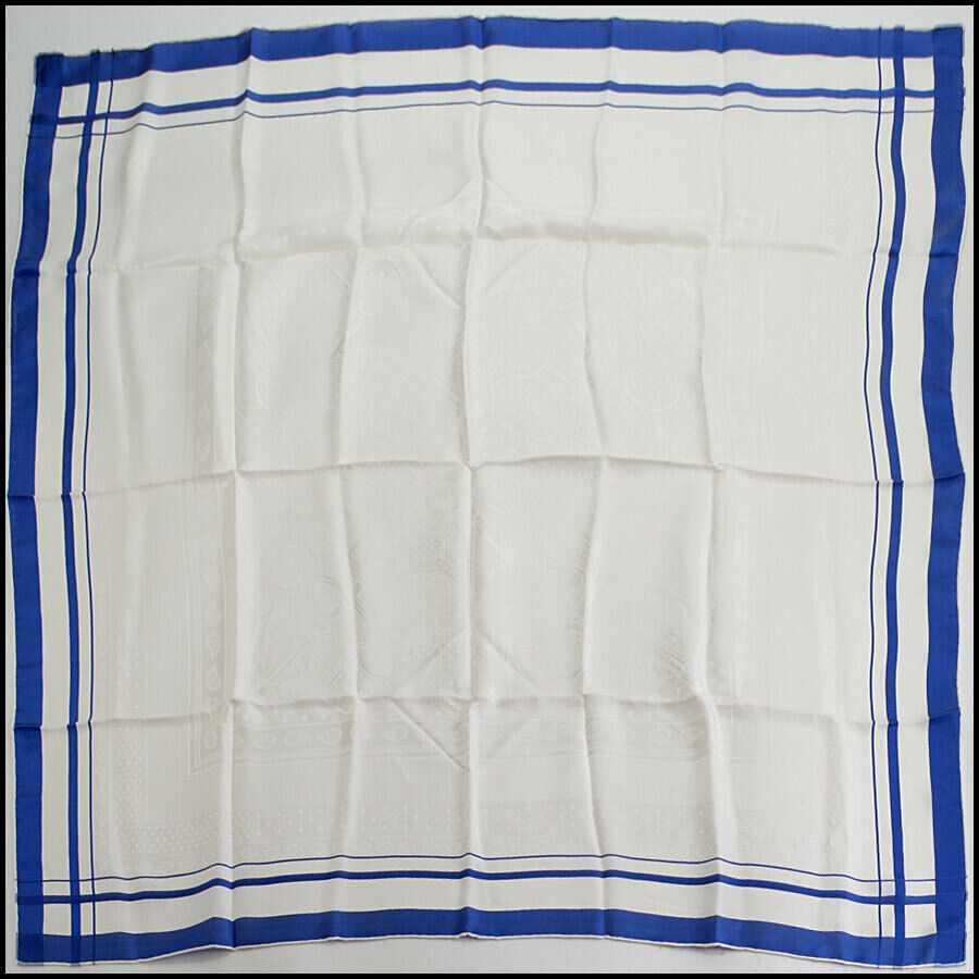 RDC13286 Authentic HERMES Ivory/Blue Jacquard Eperon d' Or Bandana 90cm Silk Scarf