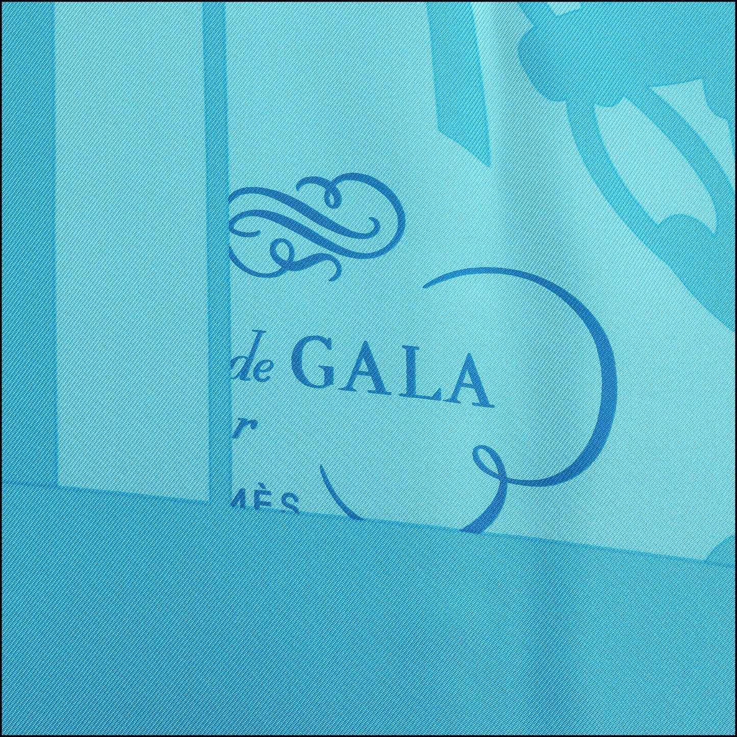 RDC13586 Authentic HERMES Blue Brides De Gala En Desodre 90cm Silk Scarf