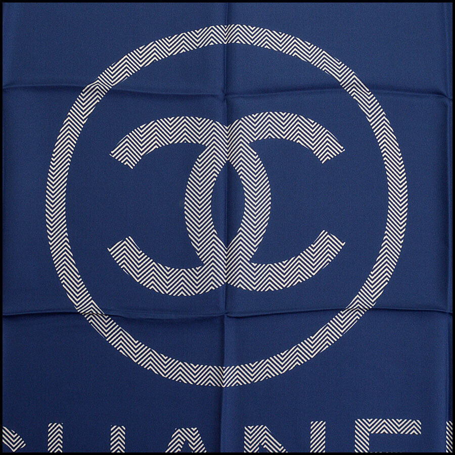 RDC12677 Authentic Chanel Navy/Ivory CC Logo 90cm Silk Scarf