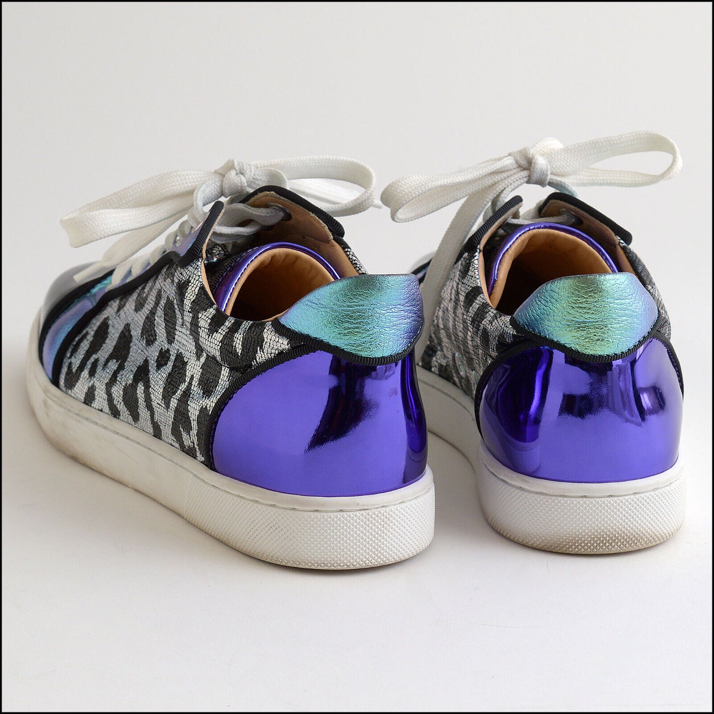RDC13564 Authentic CHRISTIAN LOUBOUTIN Black/Silver Sneakers size 36.5